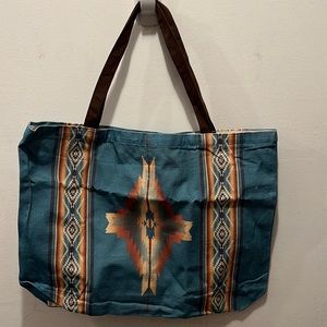 Western Print Canvas tote L & B